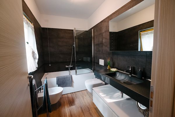 Ristrutturazione intero edificio Marano di Valpolicella