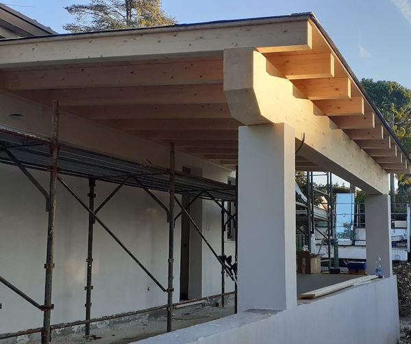 Ristrutturazione edificio Villaggio Creole
