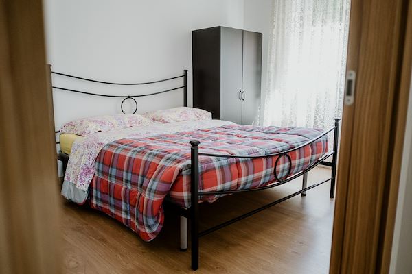 Ristrutturazione vecchio appartamento e trasformazione in affittacamere