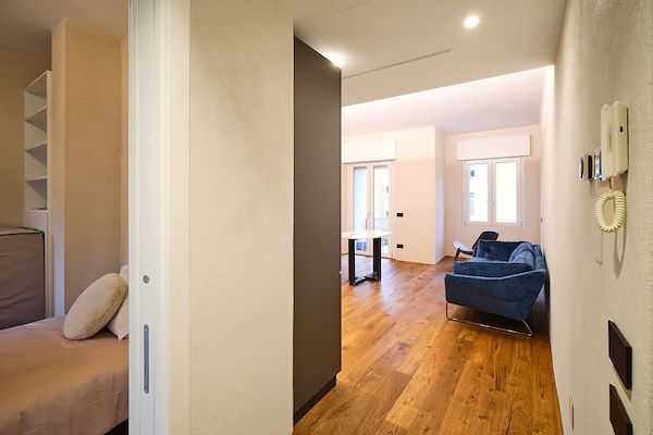 L’eleganza della materia: una ristrutturazione completa nel cuore di Verona