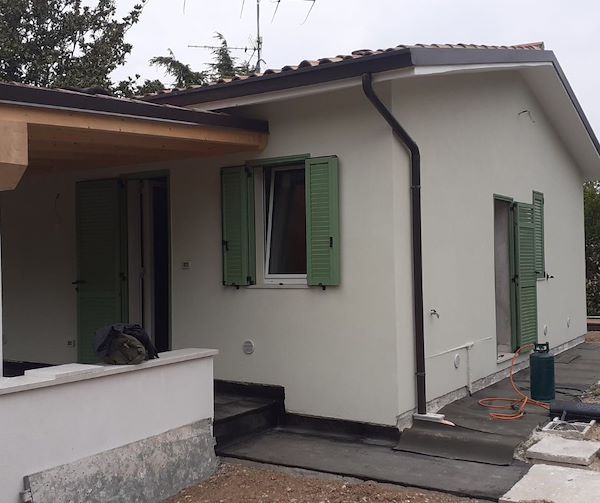Ristrutturazione edificio Villaggio Creole