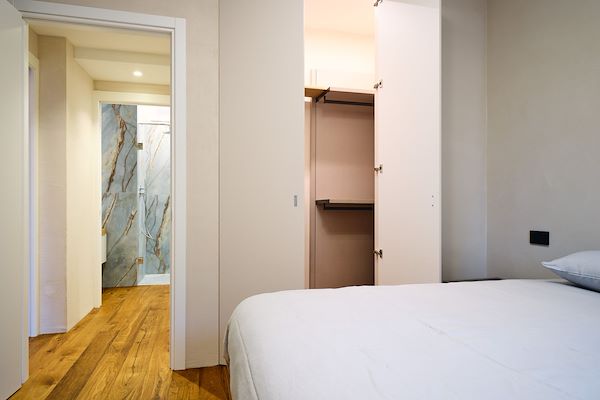 L’eleganza della materia: una ristrutturazione completa nel cuore di Verona