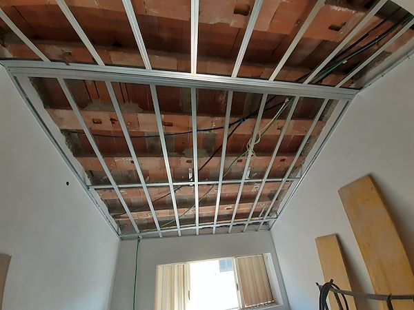 Rifacimento completo della copertura e del suo isolamento