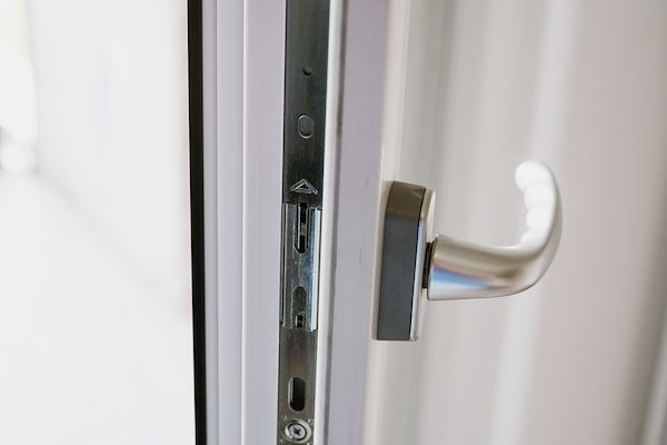 Serramenti (PVC interno e alluminio esterno)