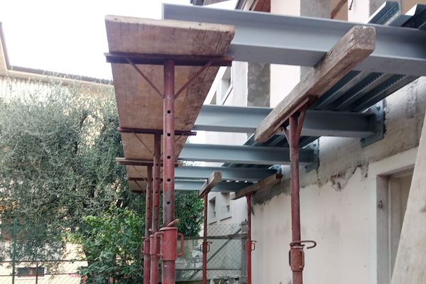 Ristrutturazione edificio completo e cambio destinazione