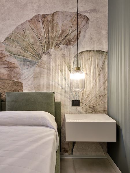 Posa di carta da parati selezionata per aggiungere un ulteriore tocco di design.